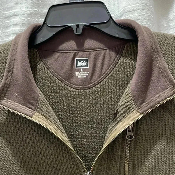 REI 1/4 zip fleece - Picture 2 of 6